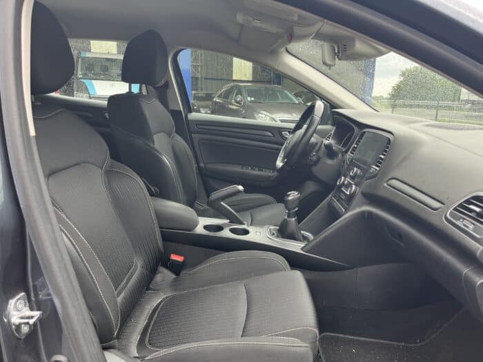 Renault RENAULT Megane 4* Mégane IV Blue dCi 115 Business - Image 18