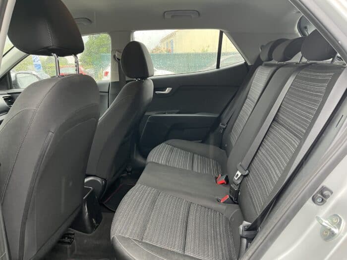 Kia Stonic 1.0 T-GDi 100 ch BVM6 Active Business - Image 12