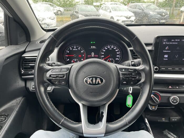 Kia Stonic 1.0 T-GDi 100 ch BVM6 Active Business - Image 19