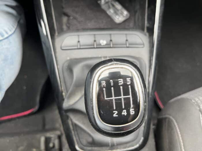 Kia Stonic 1.0 T-GDi 100 ch BVM6 Active Business - Image 23