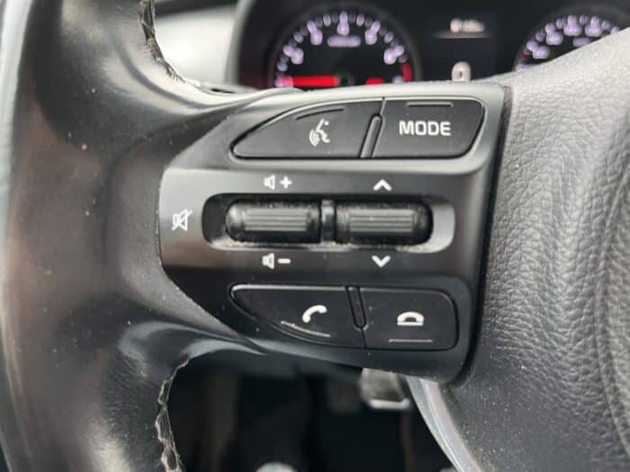 Kia Stonic 1.0 T-GDi 100 ch BVM6 Active Business - Image 26