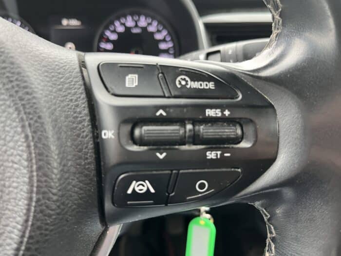 Kia Stonic 1.0 T-GDi 100 ch BVM6 Active Business - Image 27
