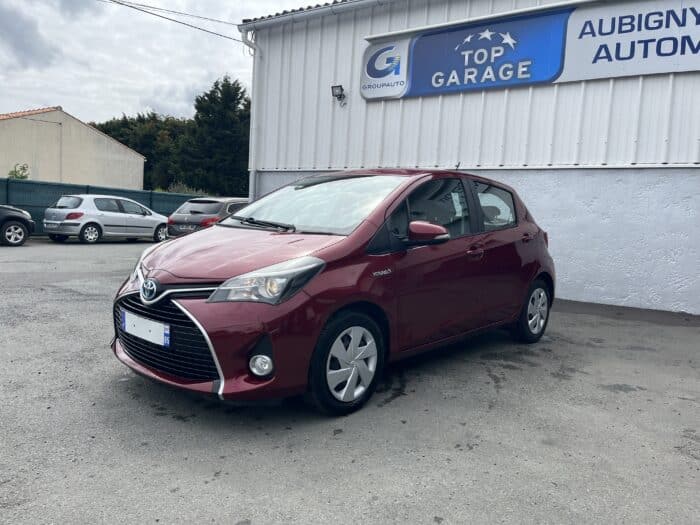Toyota Yaris 1.5 Hybrid Dynamic - Image 3