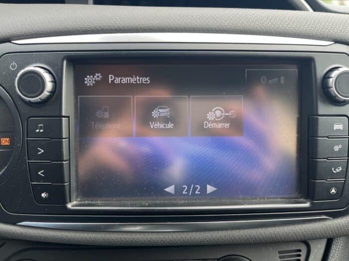 Toyota Yaris 1.5 Hybrid Dynamic - Image 32