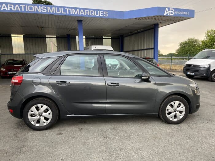 Citroen C4 Picasso Confort e-HDi 115 - Image 8