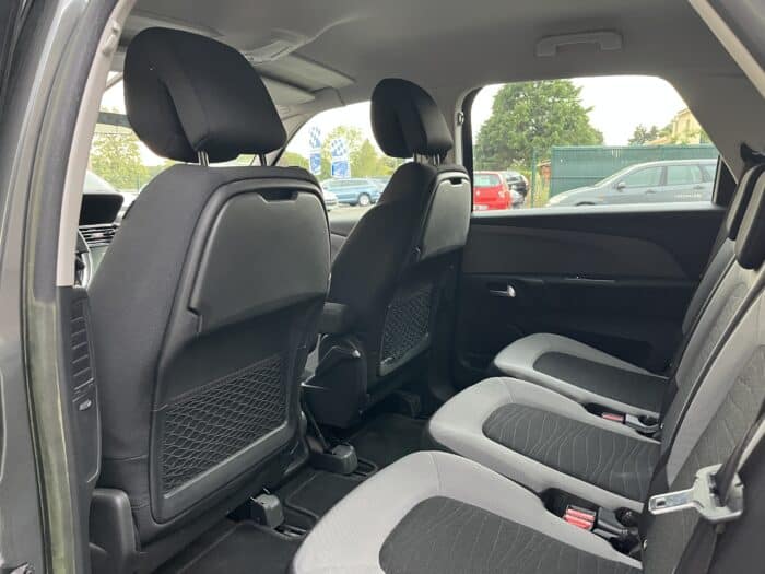 Citroen C4 Picasso Confort e-HDi 115 - Image 11