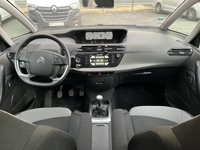 Citroen C4 Picasso Confort e-HDi 115 - Image 13