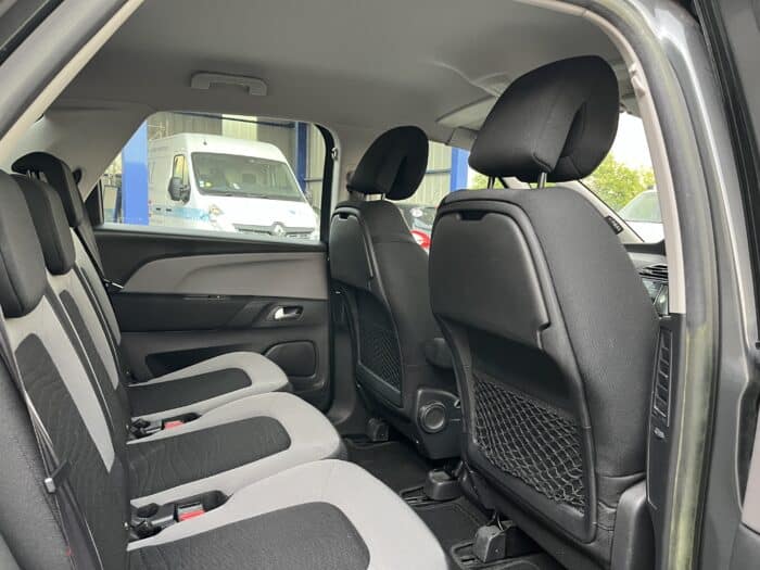 Citroen C4 Picasso Confort e-HDi 115 - Image 15