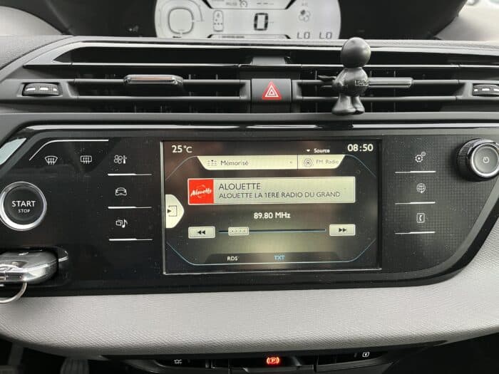 Citroen C4 Picasso Confort e-HDi 115 - Image 23