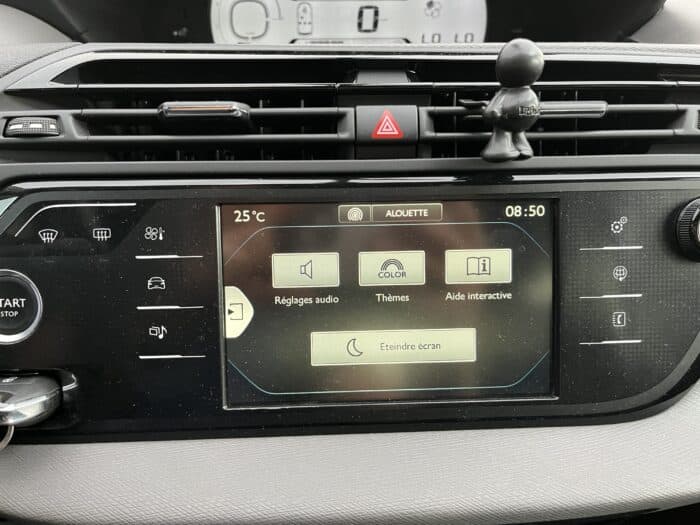 Citroen C4 Picasso Confort e-HDi 115 - Image 24