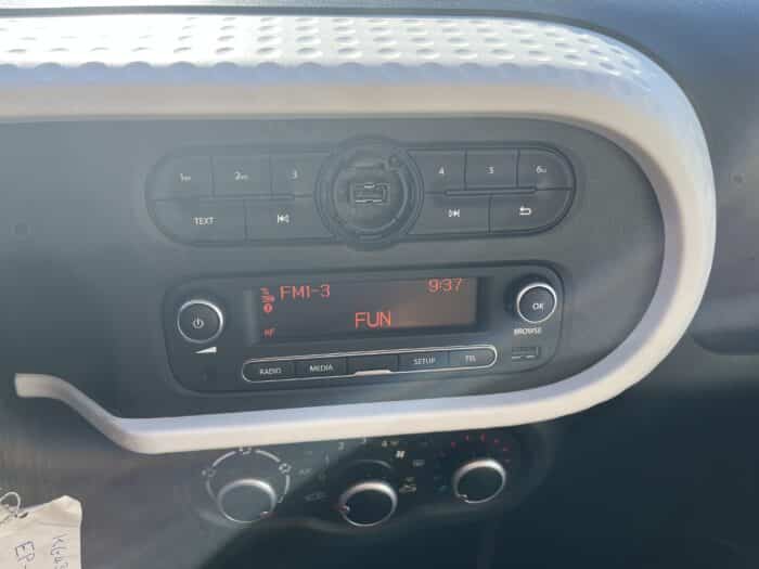 Renault Twingo 3 1.0 SCe 70 Zen EDC - Image 23