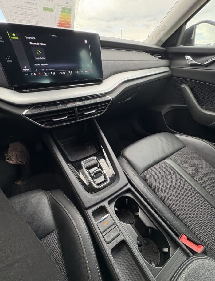 Skoda OCTAVIA COMBI 2.0 TDI 150CH DSG7 STYLE - Image 10