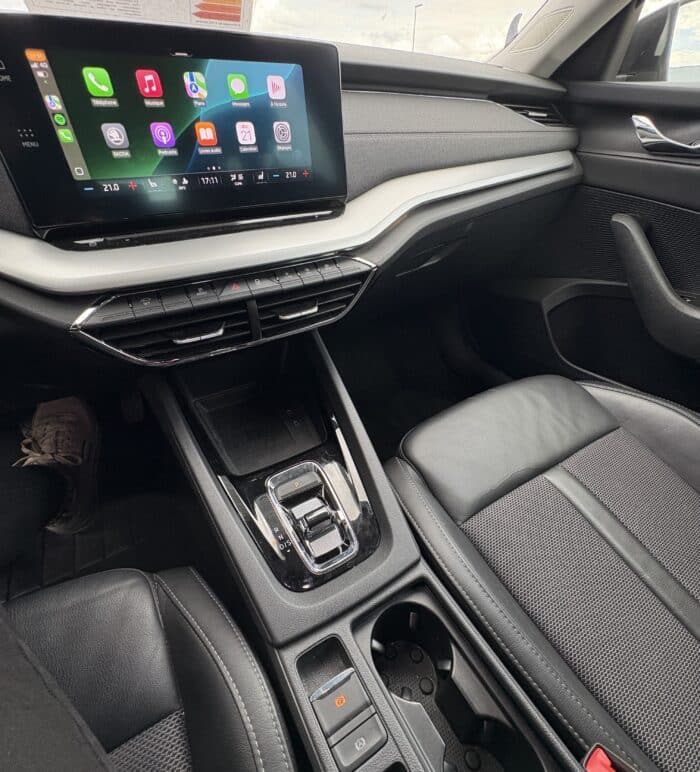 Skoda OCTAVIA COMBI 2.0 TDI 150CH DSG7 STYLE - Image 12