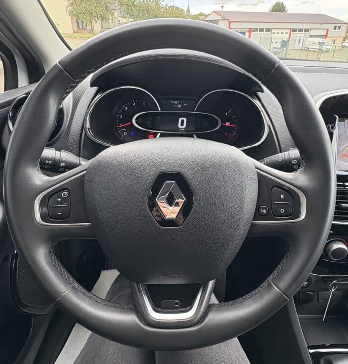Renault CLIO IV 1.5 DCI 75 CH BUSINESS - Image 3