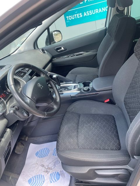 Peugeot 3008 - Image 2