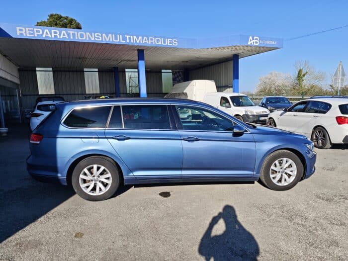 Volkswagen Passat Confortline SW 2.0 TDI 150 BMT DSG7 - Image 8