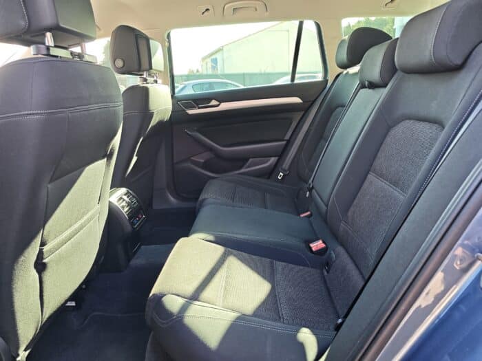 Volkswagen Passat Confortline SW 2.0 TDI 150 BMT DSG7 - Image 12