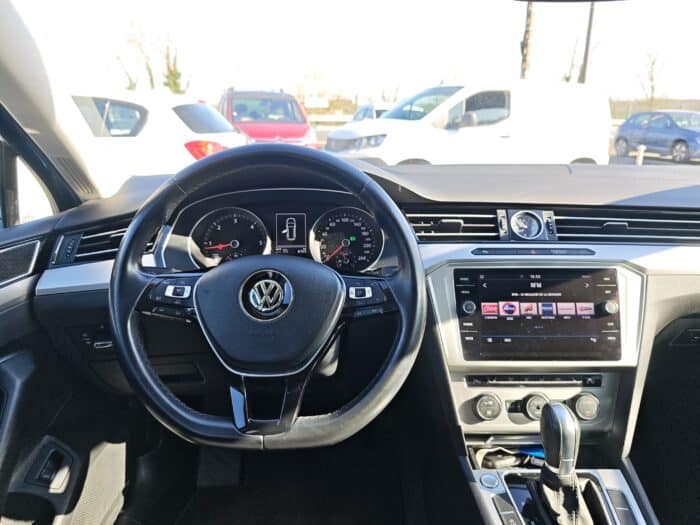 Volkswagen Passat Confortline SW 2.0 TDI 150 BMT DSG7 - Image 14
