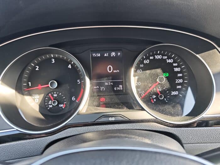 Volkswagen PASSAT VIII SW 2.0 TDI 150 BlueMotionTechnology DSG7 Confortline - 5P - Image 23