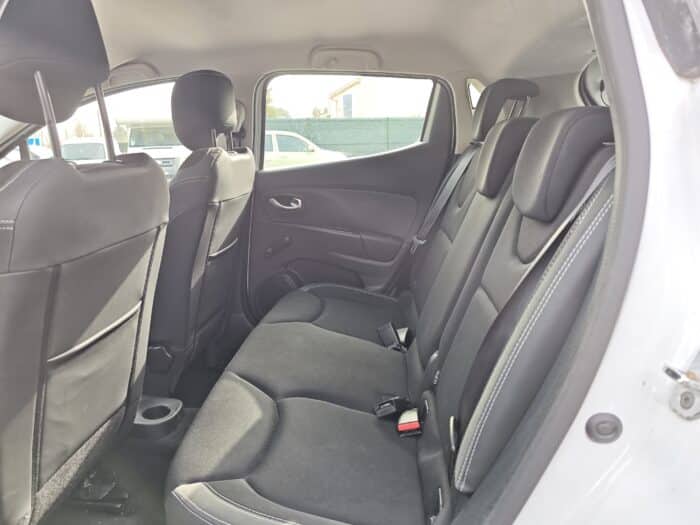 Renault Clio 4 dCi 90 E6C Business - Image 12