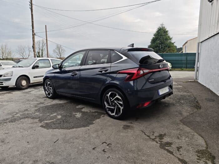 Hyundai III 1.0 T-GDI Mild Hybrid S&S 100 ch creative - Image 5