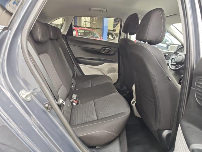 Hyundai III 1.0 T-GDI Mild Hybrid S&S 100 ch creative - Image 16