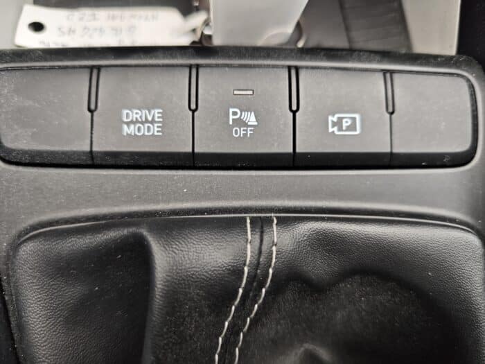 Hyundai III 1.0 T-GDI Mild Hybrid S&S 100 ch creative - Image 23