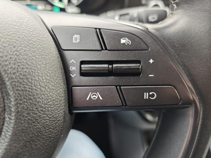 Hyundai III 1.0 T-GDI Mild Hybrid S&S 100 ch creative - Image 24