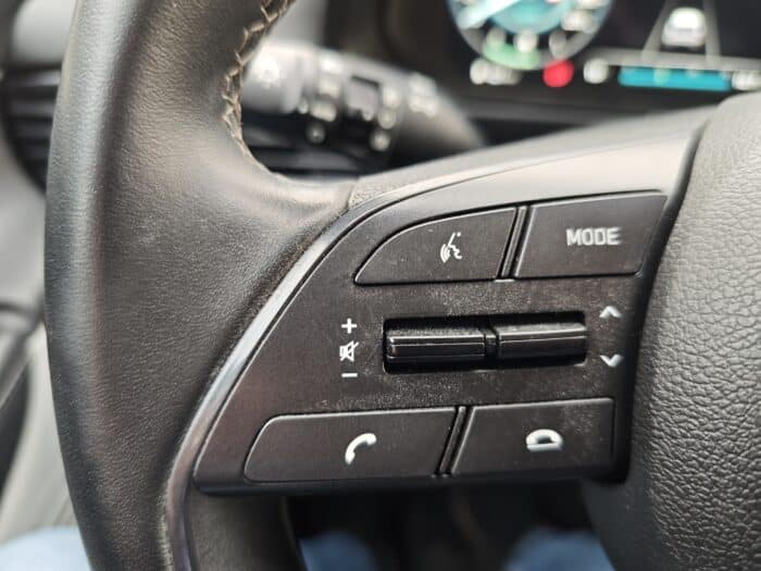 Hyundai III 1.0 T-GDI Mild Hybrid S&S 100 ch creative - Image 25