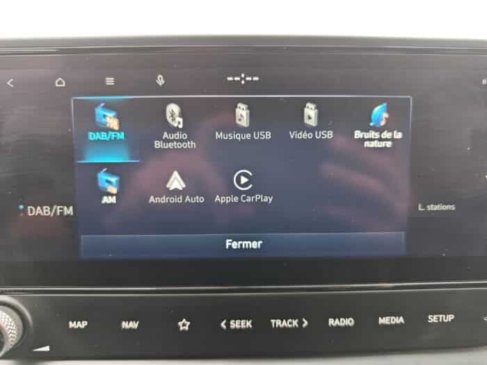 Hyundai III 1.0 T-GDI Mild Hybrid S&S 100 ch creative - Image 29