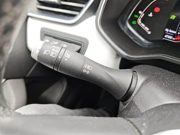 Renault Clio V 5 Portes 1.0 TCe S&S 90 cv BVM6 techno - Image 27