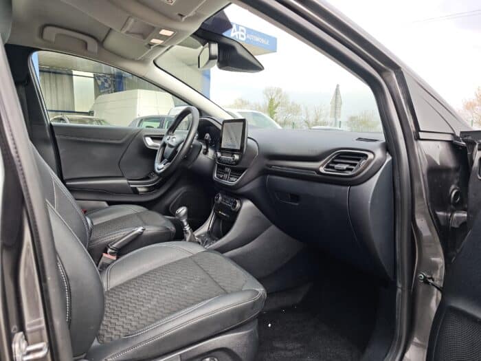 Ford Puma 1.0 EcoBoost 125 ch mHEV S&S BVM6 Titanium X - Image 17