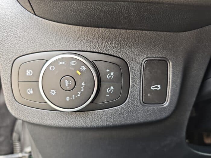 Ford Puma 1.0 EcoBoost 125 ch mHEV S&S BVM6 Titanium X - Image 38