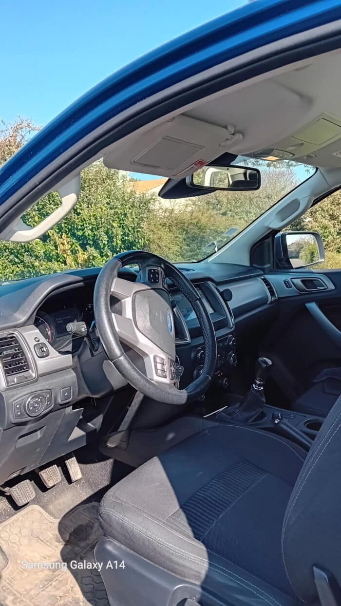 Ford RANGER XLT - Image 4