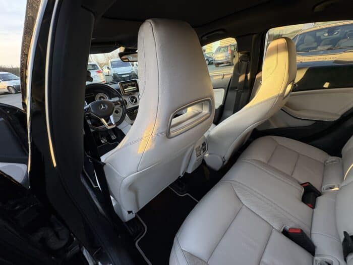 Mercedes CLASSE A - Image 10