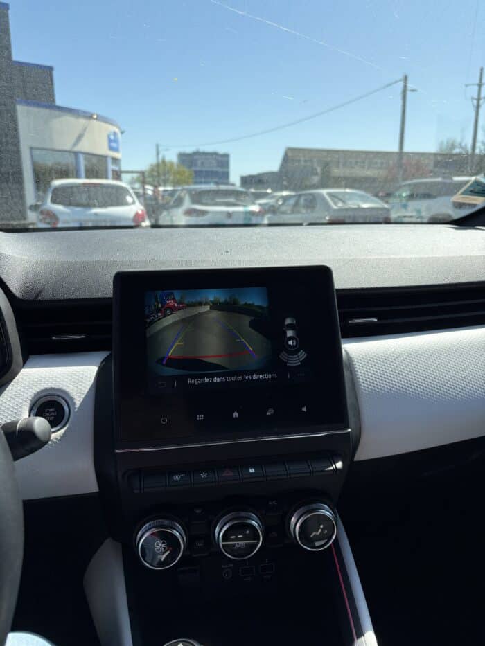 Renault CLIO V - Image 8