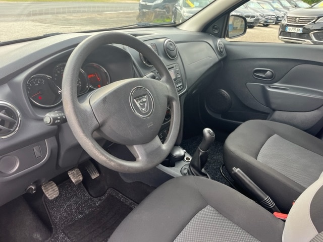 Dacia SANDERO - Image 2