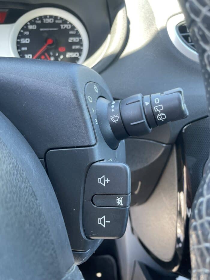 Renault CLIO 3 2.0L 197CH RS PACK LUXE 3 PORTES - Image 14