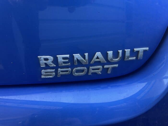 Renault CLIO 3 2.0L 197CH RS PACK LUXE 3 PORTES - Image 21