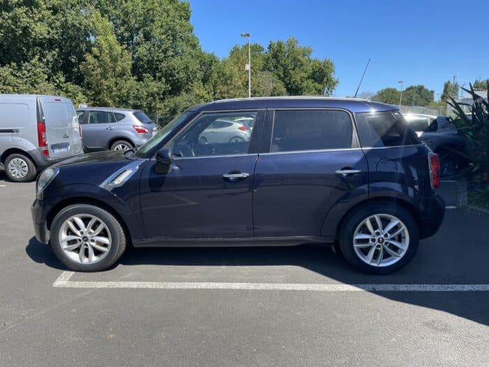 Mini Countryman 1.6i 122ch Cooper Pack Chili - Image 25