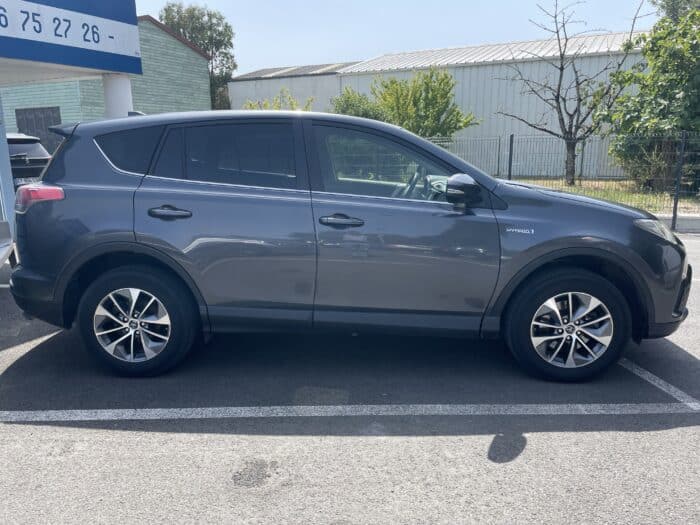 Toyota RAV4 Phase 2 197ch Hybride Dynmaic Boite auto - Image 3