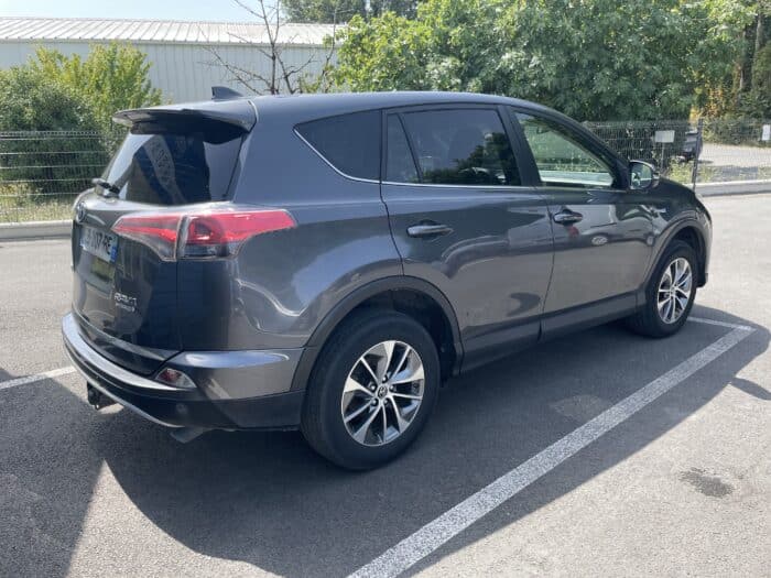 Toyota RAV4 Phase 2 197ch Hybride Dynmaic Boite auto - Image 4