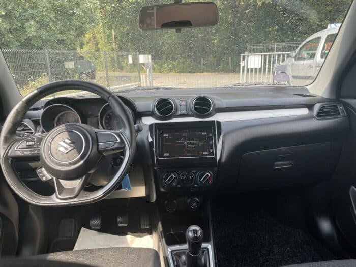 Suzuki Swift 1.2 90ch Privilège 5 Portes - Image 17