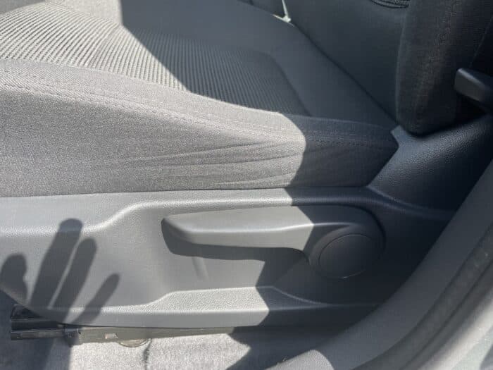 Peugeot 5008 Phase 2 1.6 BlueHDI 120ch Active Boite mécanique 6 vitesses - Image 10