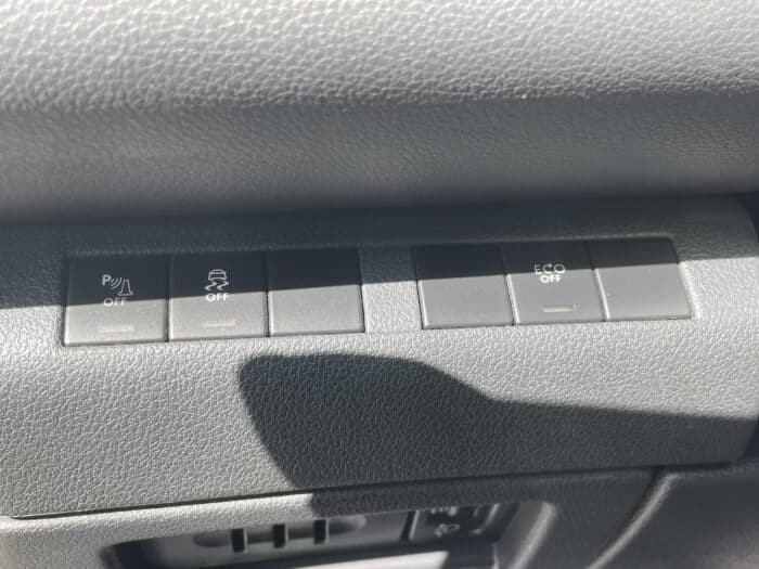 Peugeot 5008 Phase 2 1.6 BlueHDI 120ch Active Boite mécanique 6 vitesses - Image 12