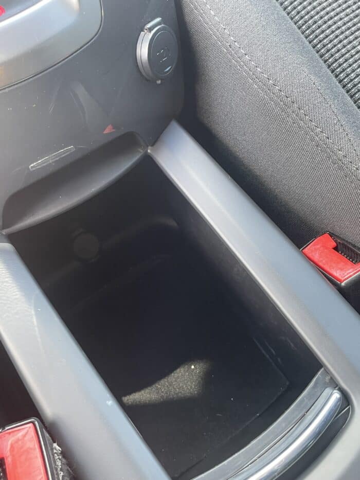 Peugeot 5008 Phase 2 1.6 BlueHDI 120ch Active Boite mécanique 6 vitesses - Image 14