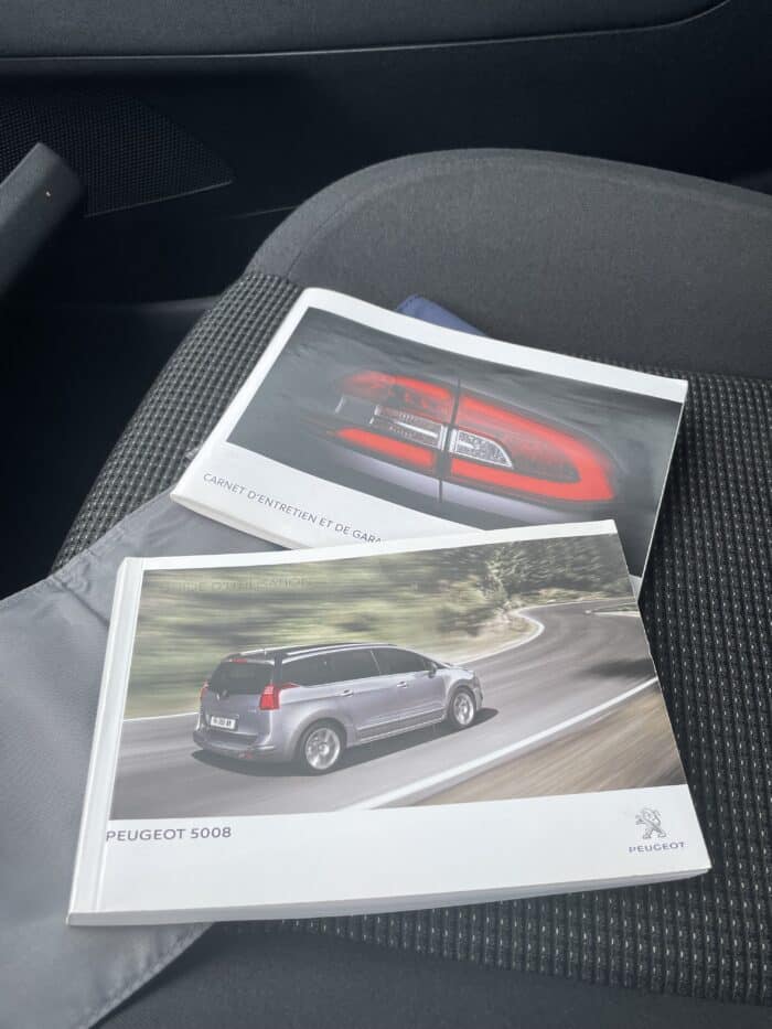 Peugeot 5008 Phase 2 1.6 BlueHDI 120ch Active Boite mécanique 6 vitesses - Image 21