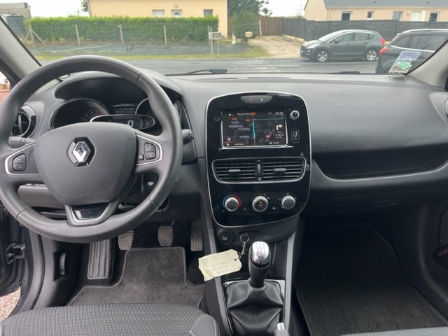 Renault CLIO - Image 3