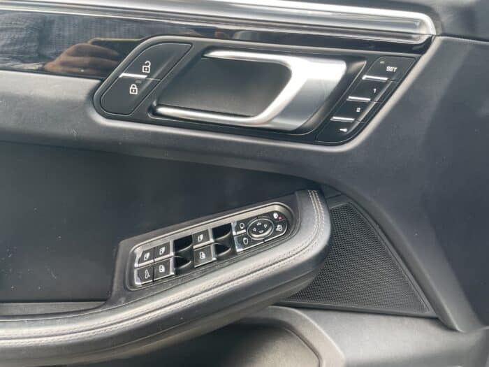 Porsche Macan Phase 3.0 V6 354ch Finition S PDK 1ère main Origine France - Image 17