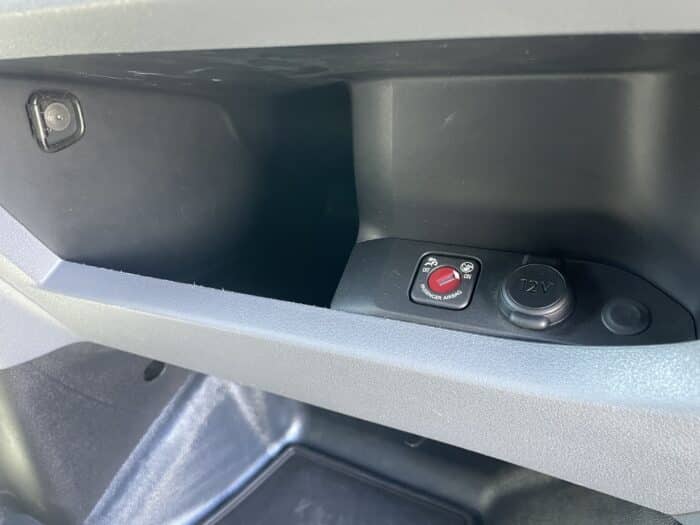 Peugeot Expert Fourgon 2.0 HDI 180CV EAT8 ASPHALT - Image 10